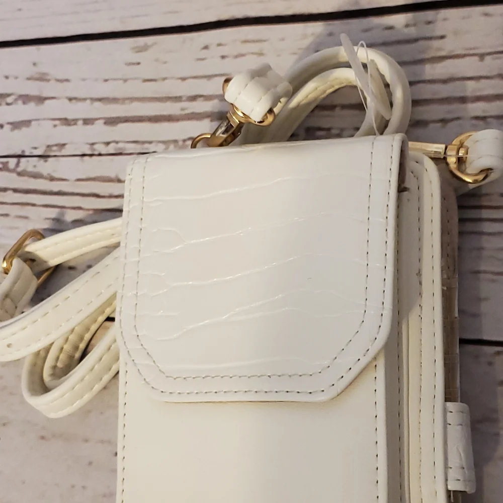 Time and Tru women's recycled materials wallet with crossbody strap white